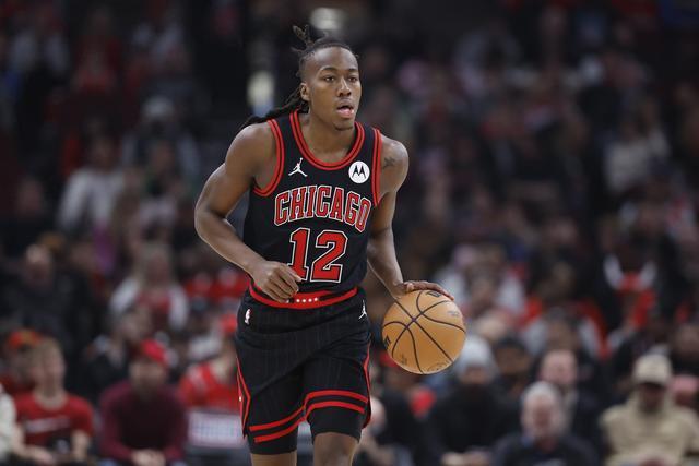 胡金秋20分李凯尔16分 中国男篮力克安哥拉